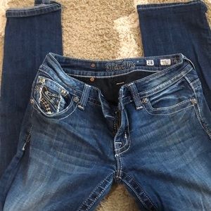 Miss me skinny jeans size 28